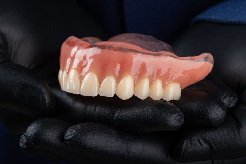 自由診療（保険適用外）の入れ歯